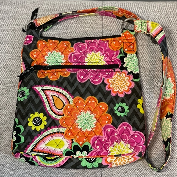 Vera Bradley Crossbody - Picture 2 of 4